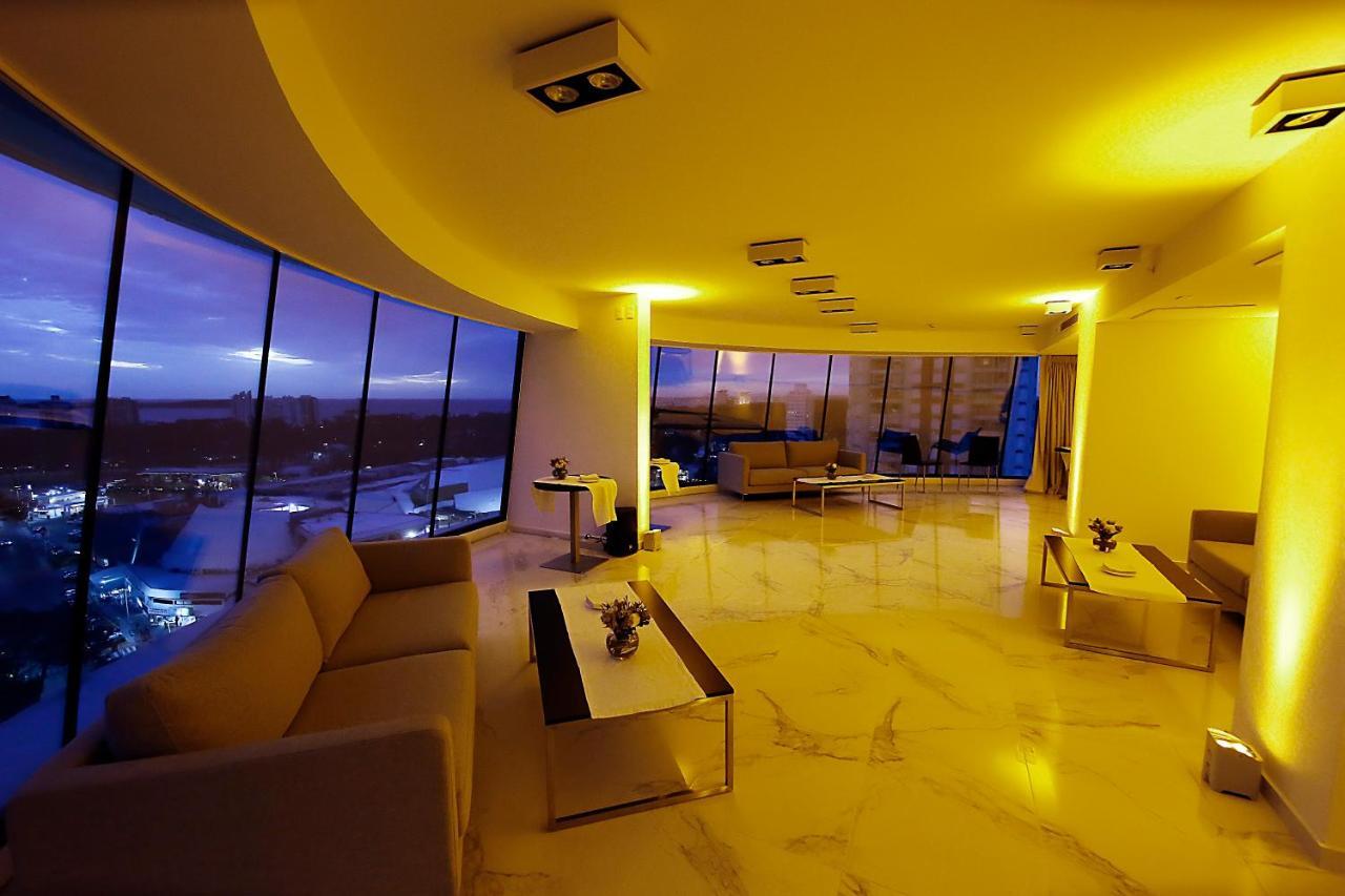 Don Majestic Hotel 埃斯特角城 外观 照片